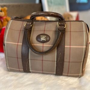 Burberry speedy bag
